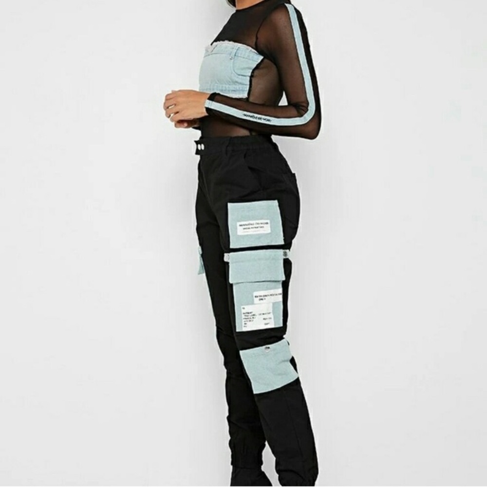 Maniere de Voir Black Pants with Light Blue Denim Pockets - Picture 3 of 7